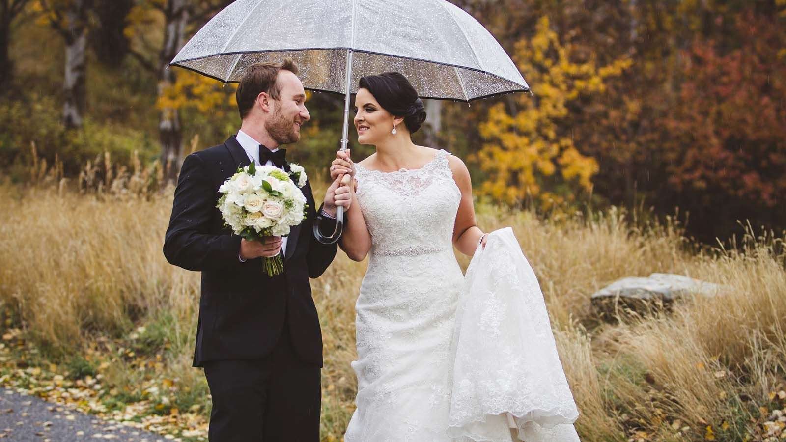Дождь в день свадьбы — к богатству
