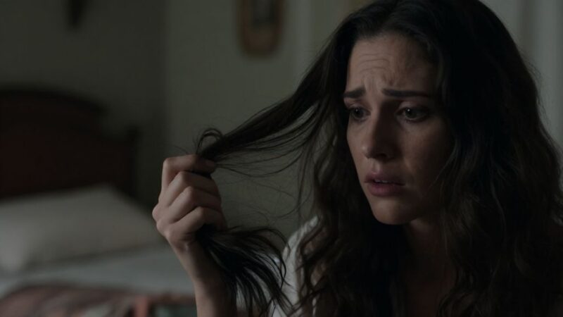 К чему снится выпадение волос во сне женщине