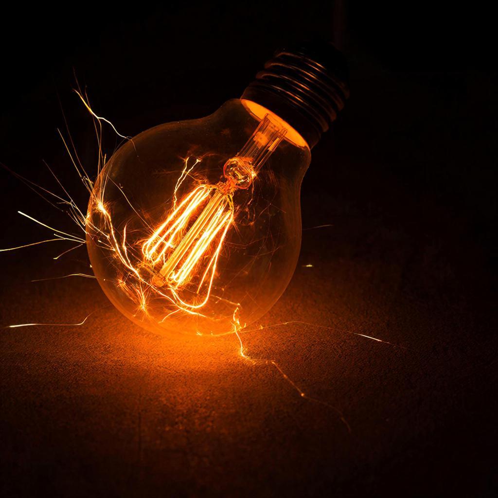 Почему мигают лампочки: технические проблемы и приметы