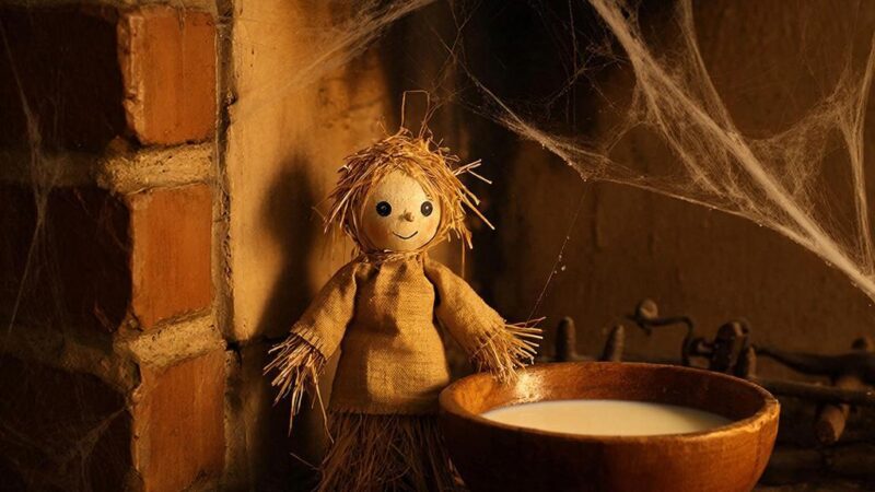 Домовой в доме: приметы и общение с духом