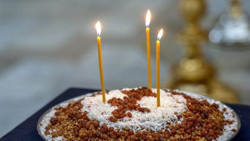 Родительские субботы: правила, приметы и ритуалы поминовения