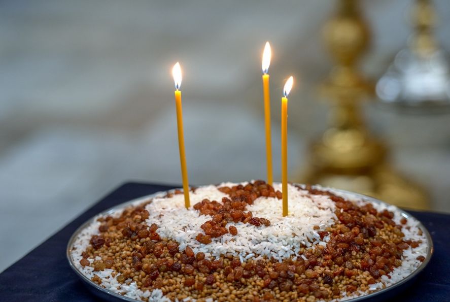 Родительские субботы: правила, приметы и ритуалы поминовения